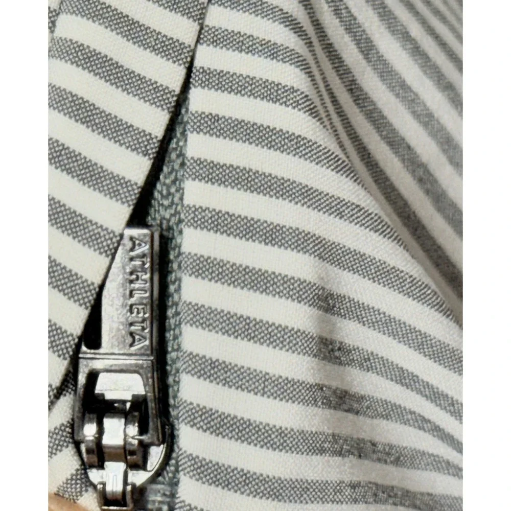 Athleta Gray White Pinstripe Athleisure Pants Women's Casual Activewear Size M - Picture 4 of 4